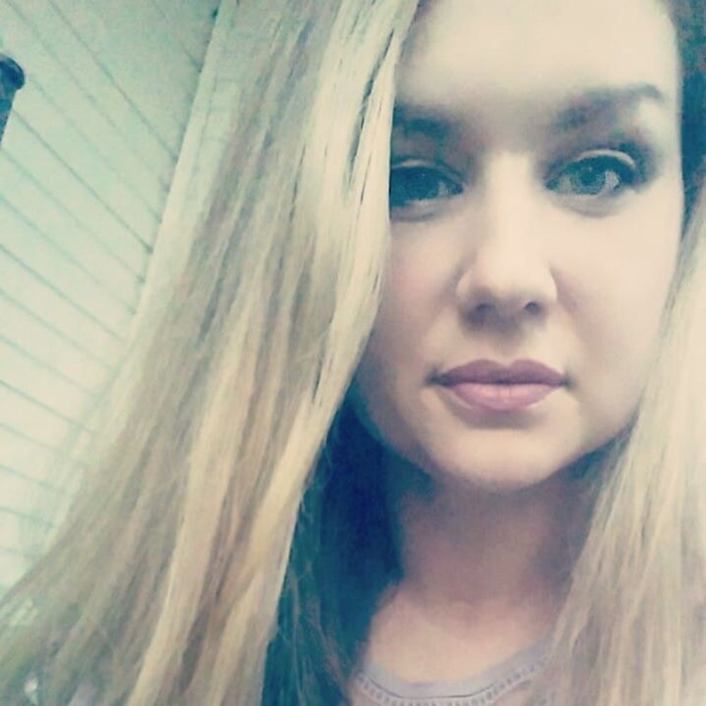 Meet your Posher, Tiffany